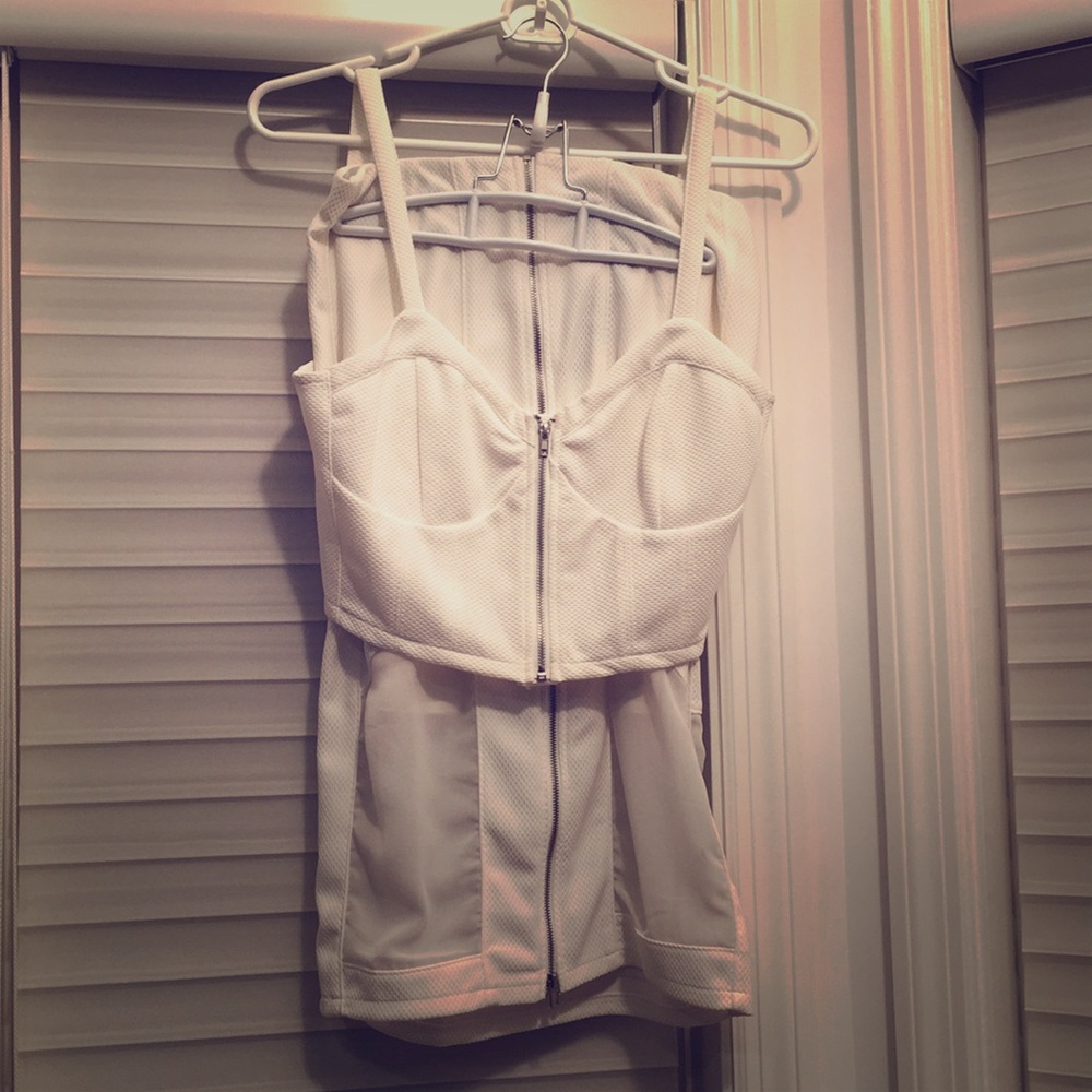 NEW do & be Two Piece Crop Top and Skirt Set